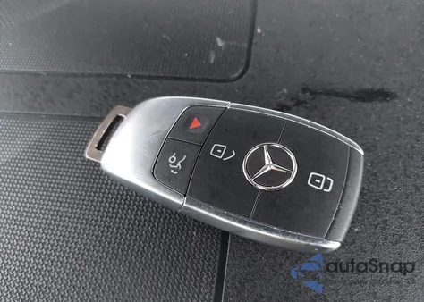 2019 Mercedes-Benz C 300 4Matic from USA, damaged, VIN 55SWF8EB2KU289936